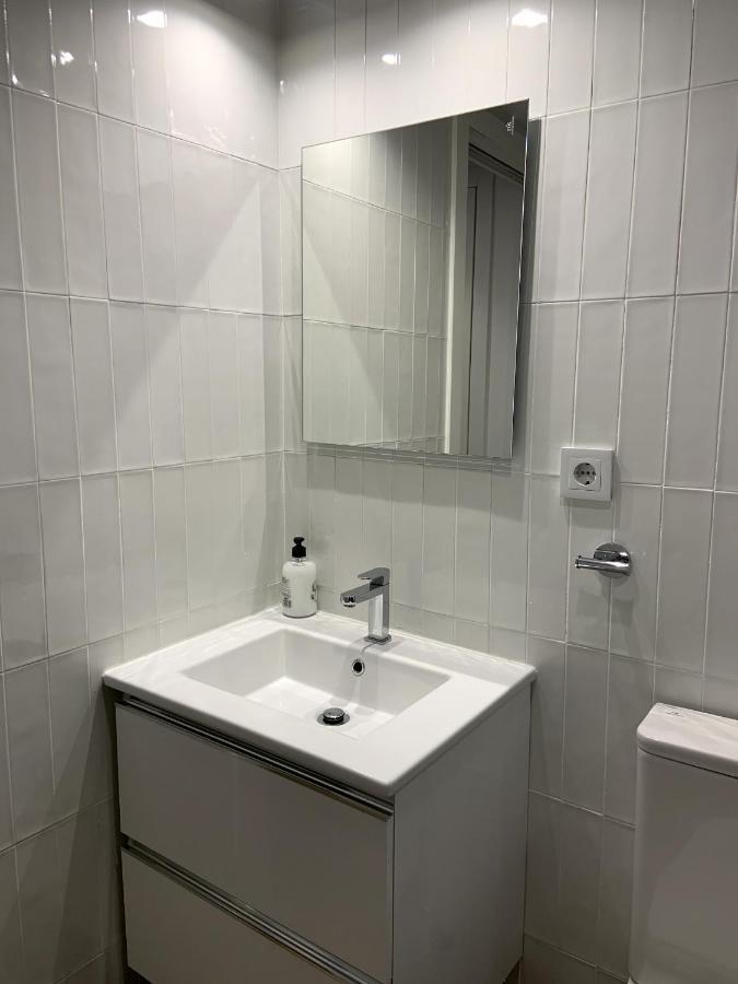 Castilla Luxury 2D Apartment มาดริด ภายนอก รูปภาพ