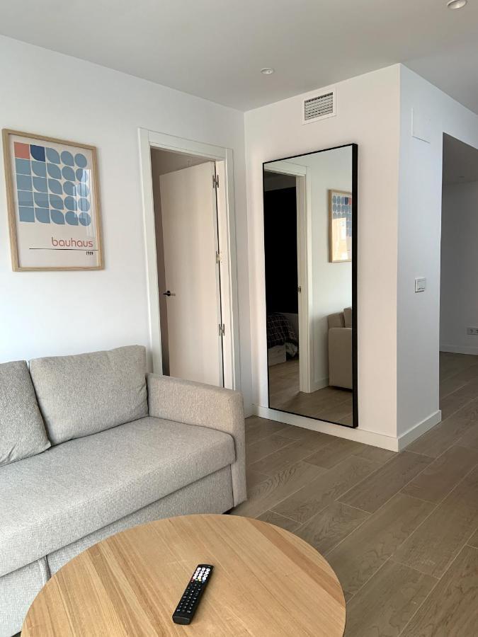 Castilla Luxury 2D Apartment มาดริด ภายนอก รูปภาพ